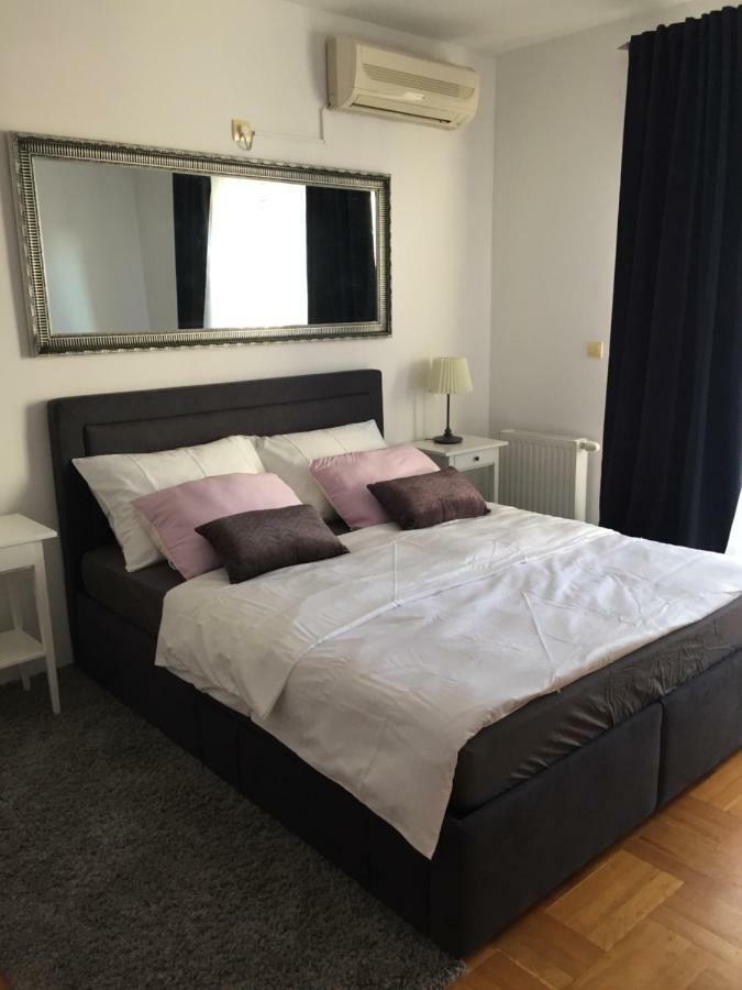 Apartment Lara *** Osijek